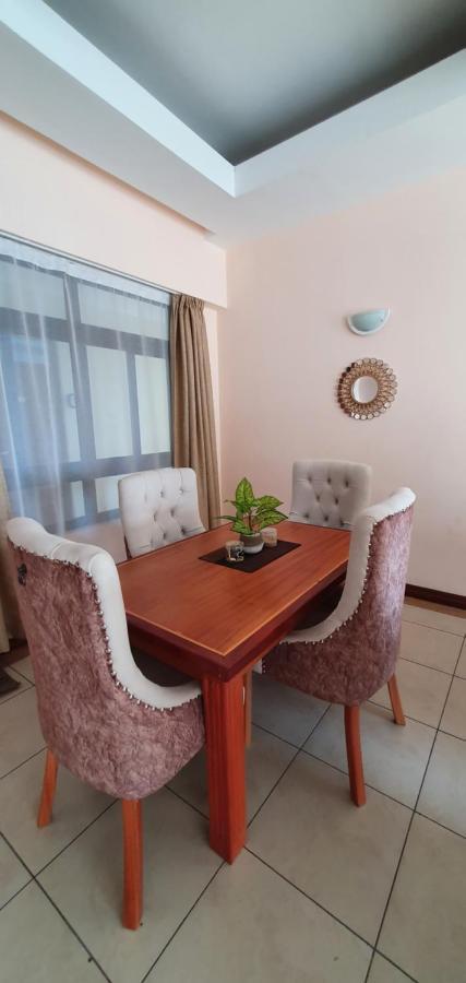 Penthouse Five - The Beautiful 3Br En-Suite Apt Mombasa Exterior photo